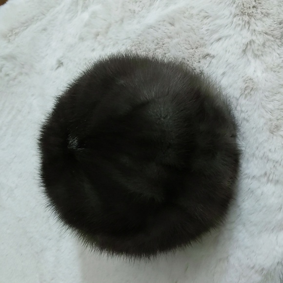 Vintage 1950's Grey Fur Mink Cloche Bucket Hat - Picture 1 of 8